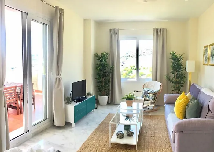 Valle Golf Capitolio * إِستيبونا